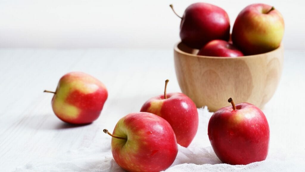 Facts About apples