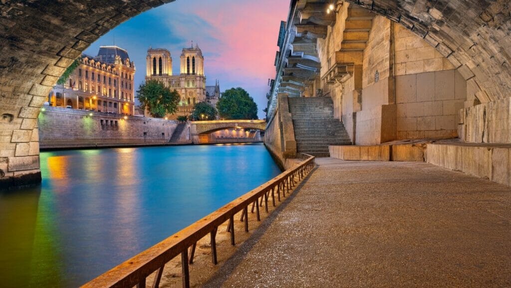 facts about paris